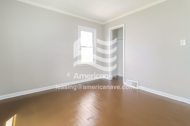 Building Photo - 8486 Heyden St