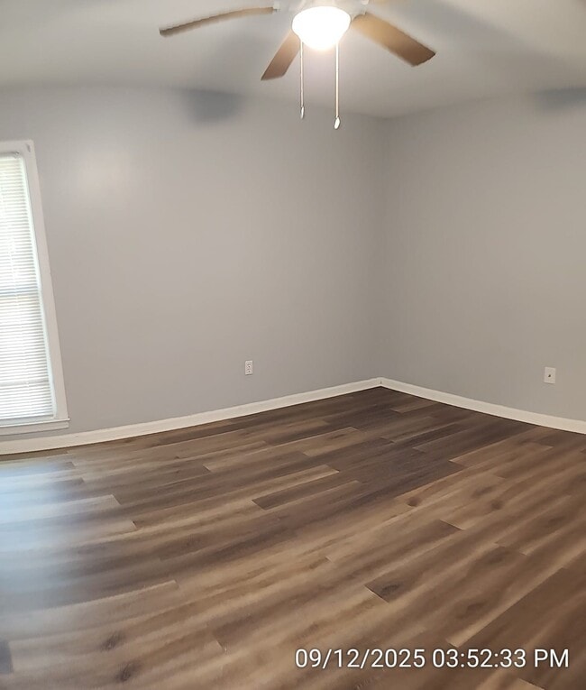 Building Photo - 502 Myrtle Ln