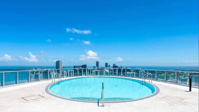 Building Photo - 851 NE 1st Ave