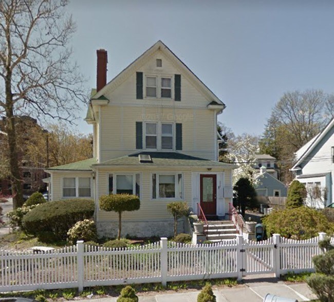 228 Hillside Ave 228 Hillside Ave Mount Vernon NY 10553 Apartment