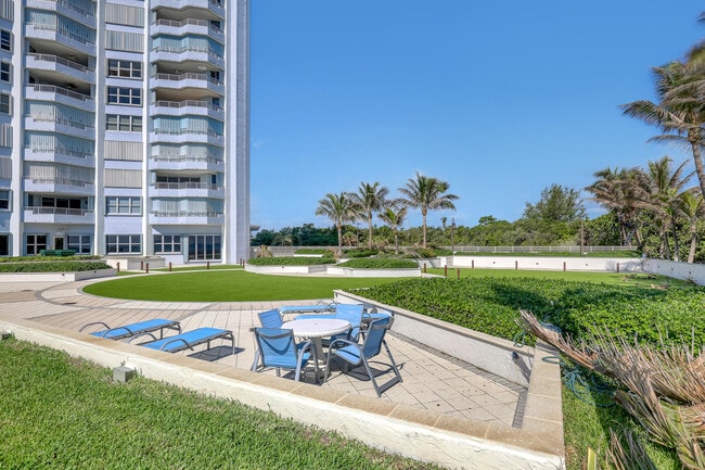 Building Photo - 5200 N Ocean Dr