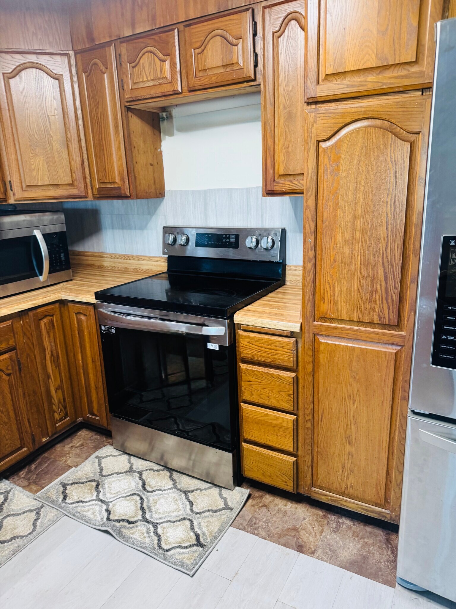 Building Photo - 110 Gunn Rd