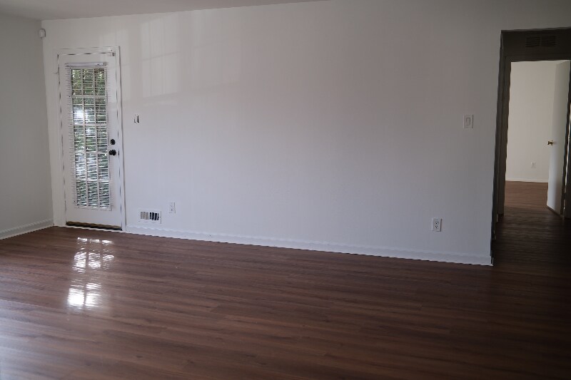 Building Photo - 153A Bradford Ct