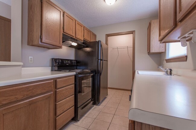 Building Photo - d4041fer