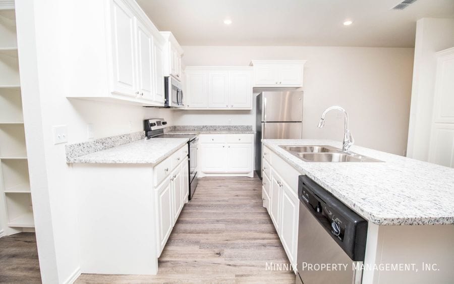 Building Photo - 6908 21st St