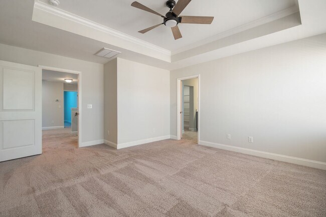 Building Photo - 75 Balfour Run