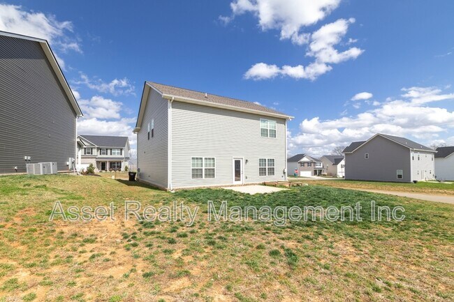 Building Photo - 7703 Honey Oaks Rd