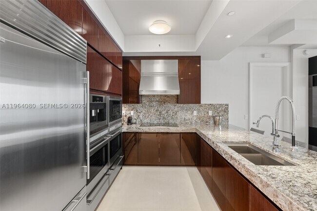 Building Photo - 9703 Collins Ave