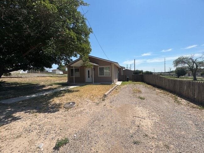 Primary Photo - 1205 N Virginia Ave