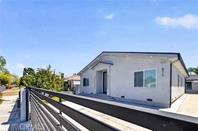 Building Photo - 8018 Shadyglade Ave