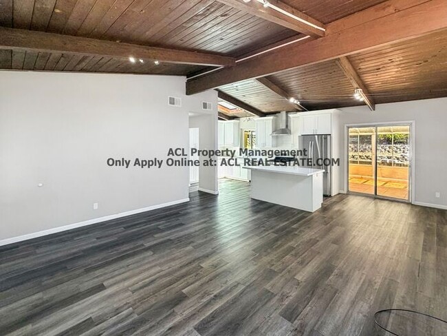 Building Photo - Updated 3-Bedroom Retreat in Prime Castro Valley Location