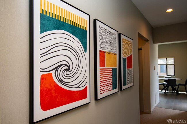 Building Photo - 5 Montague Pl