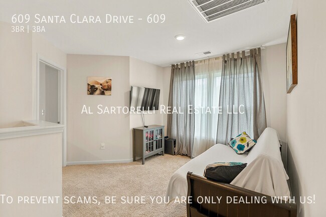 Building Photo - 609 Santa Clara Dr