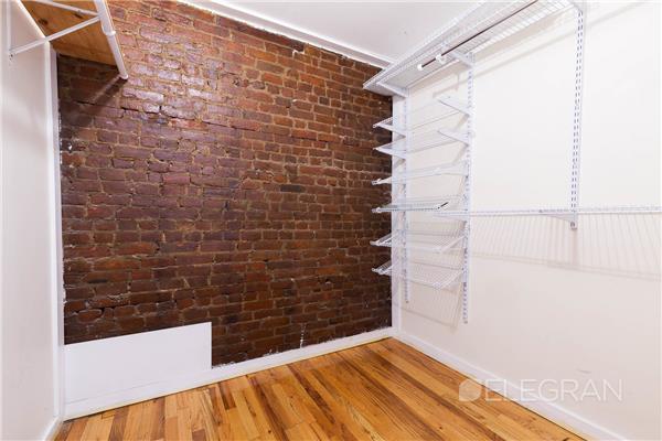 Building Photo - 312 5th Ave