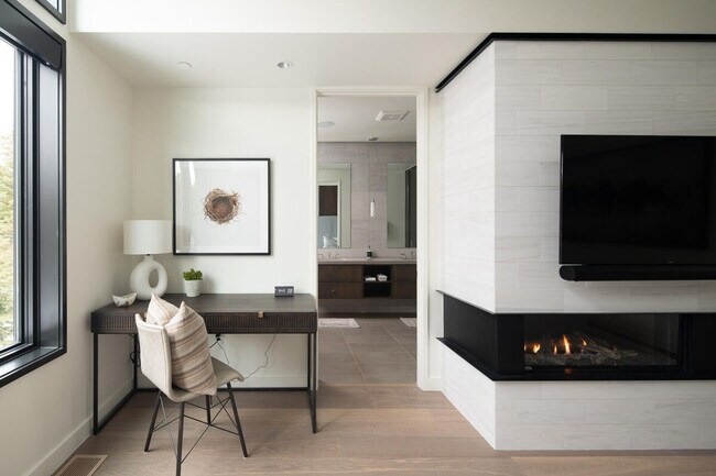 Building Photo - 5 Thistle Way