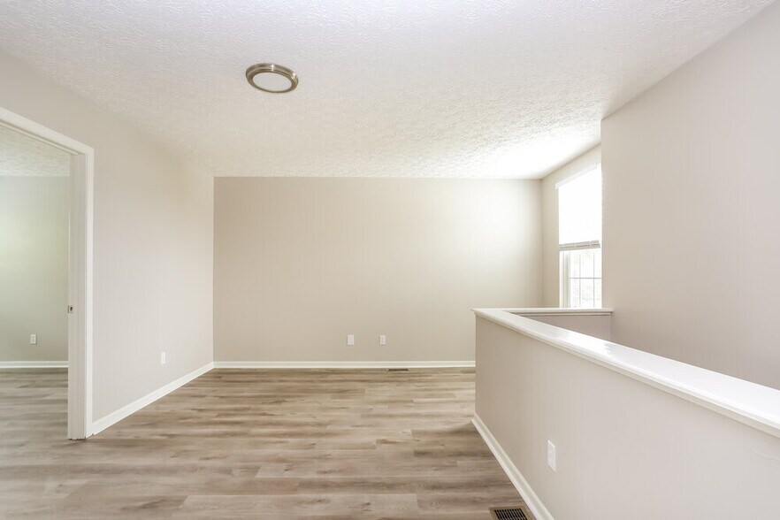 Building Photo - 6245 Jolliff St