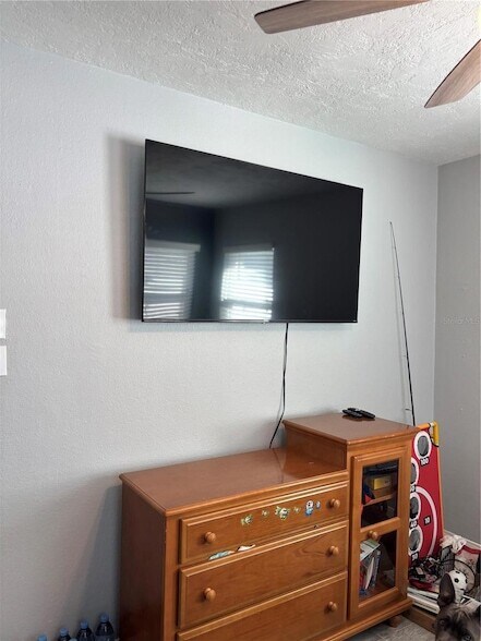 Building Photo - 304 53rd St W