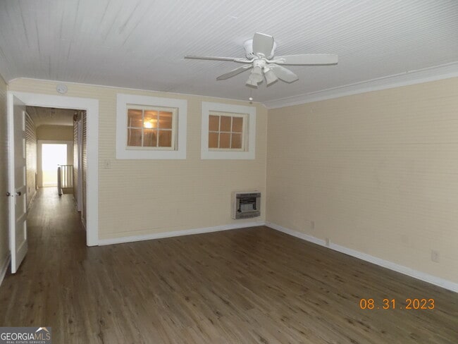 Building Photo - 304 Boulevard