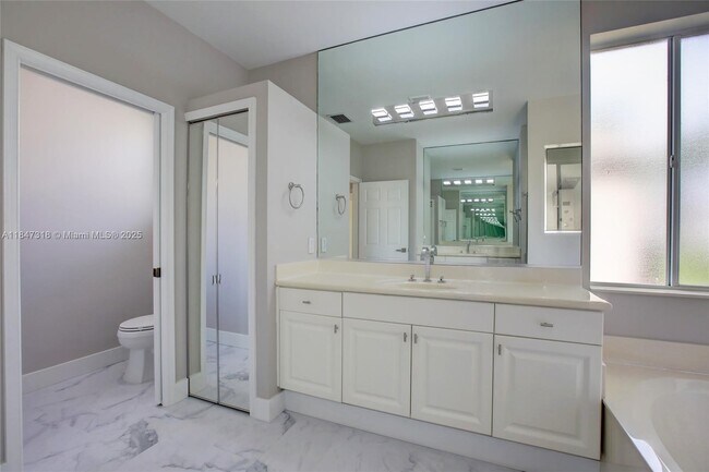 Building Photo - 2536 Eagle Run Ct
