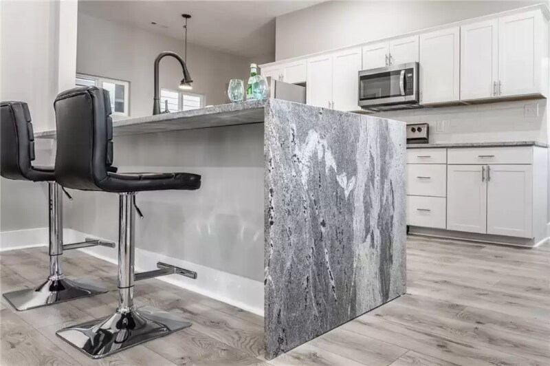 Building Photo - 243 Terrace Ave