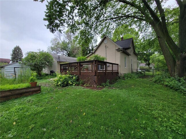 Building Photo - 966 Allen Ave
