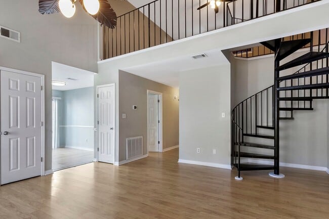 Building Photo - 3 bedroom in Ft Walton!!