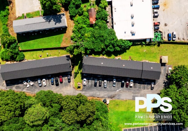 Building Photo - 1126 Maple St