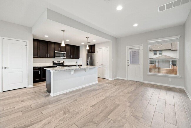 Building Photo - 718 Tinton Falls Ln