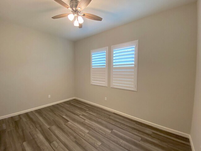 Building Photo - Built 2022 Sparks Spanish Springs 4+ Bedro...