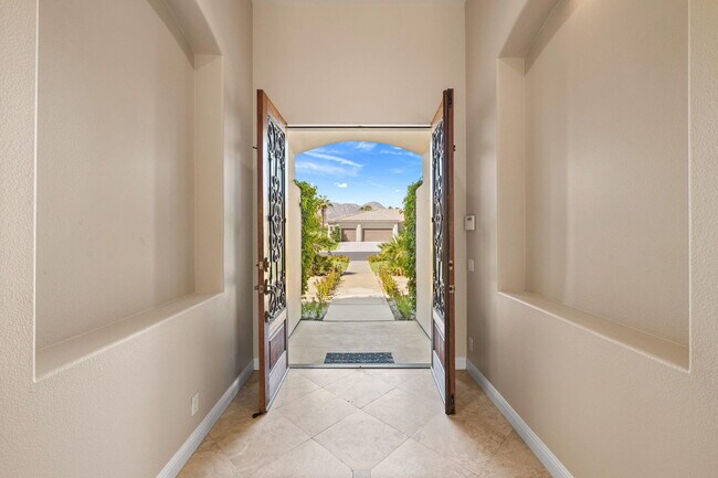 Building Photo - 49460 Rancho San Francisquito