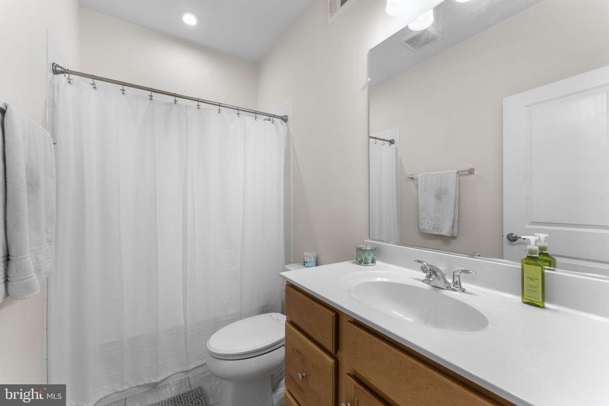 Building Photo - 9117 Mulder Ct