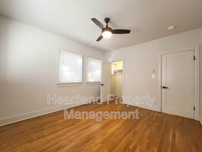 Building Photo - 2285 Fort Stockton Dr