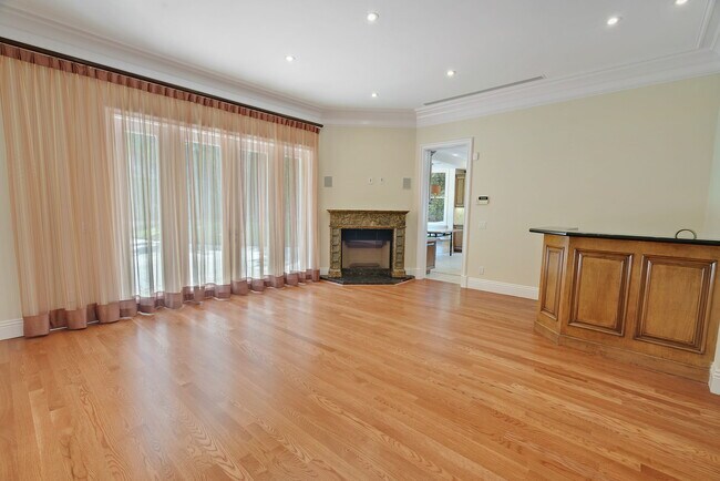 Building Photo - 2784 Deep Canyon Dr