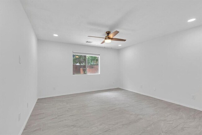 Building Photo - 20820 Jumpers Delight Ln