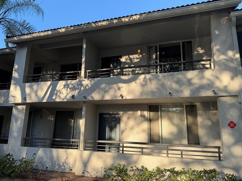 Building Photo - 921 Lyons Rd