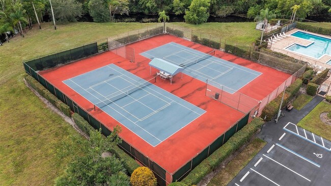 Building Photo - 6809 SE Yorktown Dr