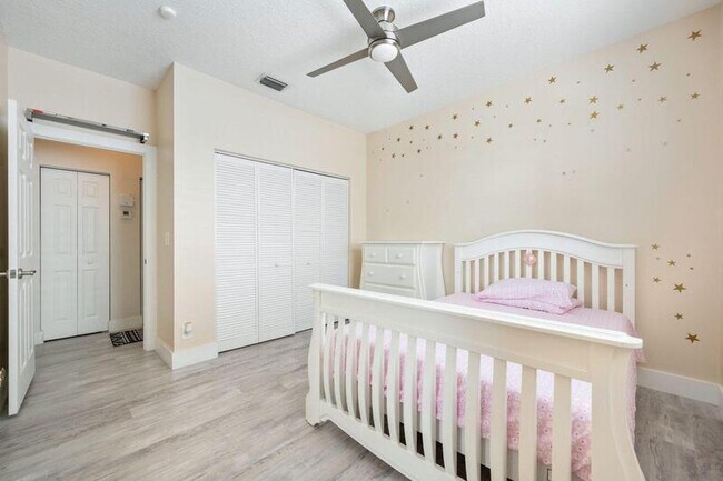 Building Photo - 10982 Ravel Ct