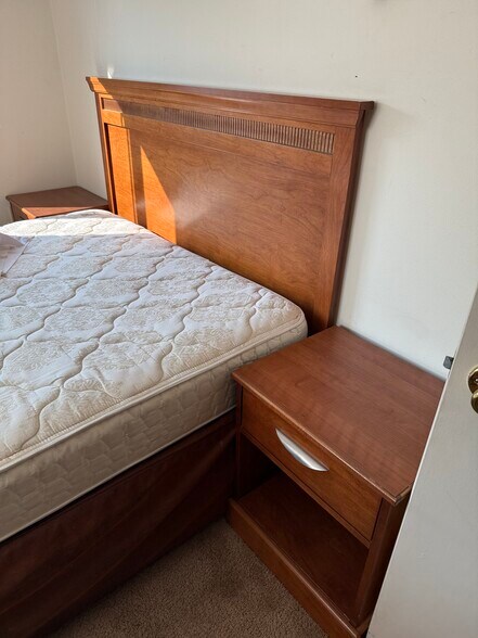 Bedroom - 926 Washington Blvd