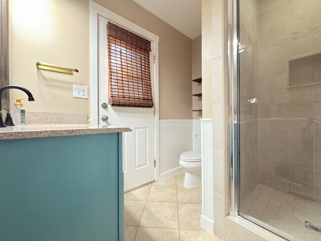Building Photo - Spacious 4-Bedroom Home in Prime Santa Cla...