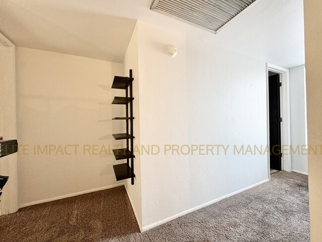 Building Photo - 1981 N Terraza de la Cienega