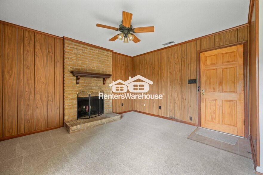 Building Photo - 5892 Connors Dr