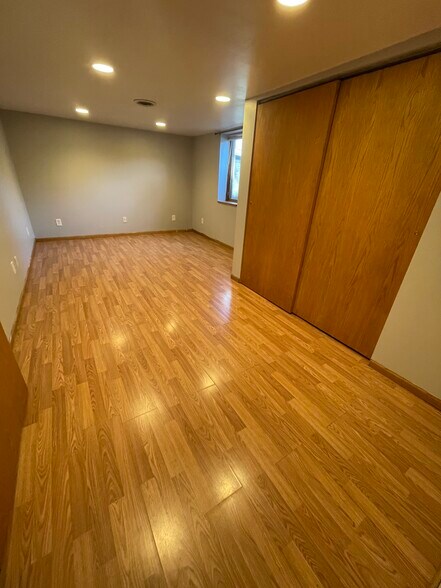 Building Photo - 217 Dotson Dr