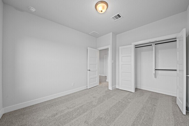 Building Photo - 29611 Smokey Bourbon Ln