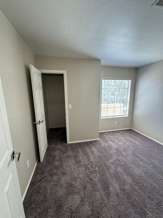 Building Photo - Tempe Home for Rent!