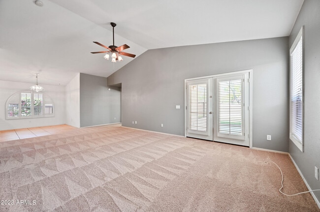 Building Photo - 9312 E Pampa Ave