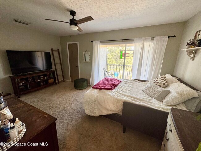 Building Photo - 53 Anchor Dr