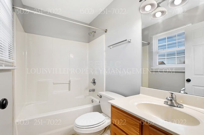 Building Photo - 3645 Rolling Ridge Way