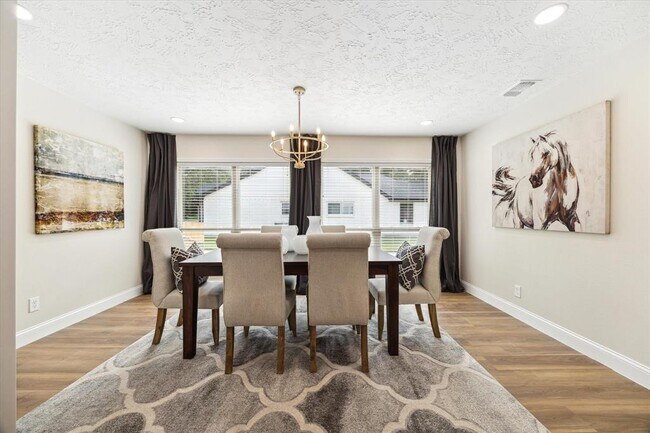 Building Photo - 6410 Meadowtrace Dr