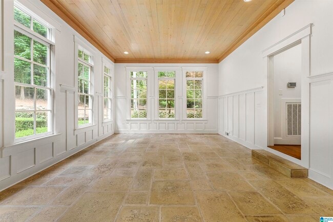 Building Photo - 4644 Old Looney Mill Rd