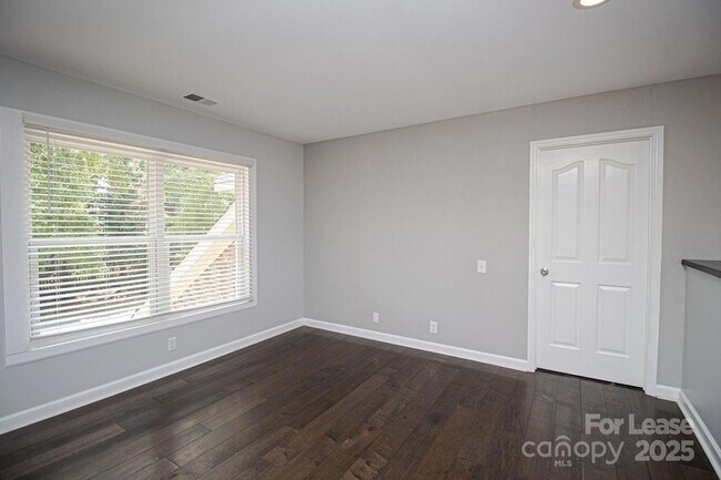 Building Photo - 14401 Widgeon Ct